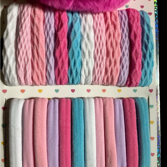 Rainbow Sugar girls fuzzy keychain and 2 sets of ponytail holders NEW - Picture 4 of 6